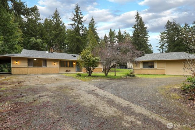 3380 NW Shadow Glen Boulevard, Silverdale, WA 98383
