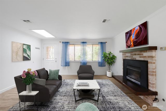 3380 NW Shadow Glen Boulevard, Silverdale, WA 98383