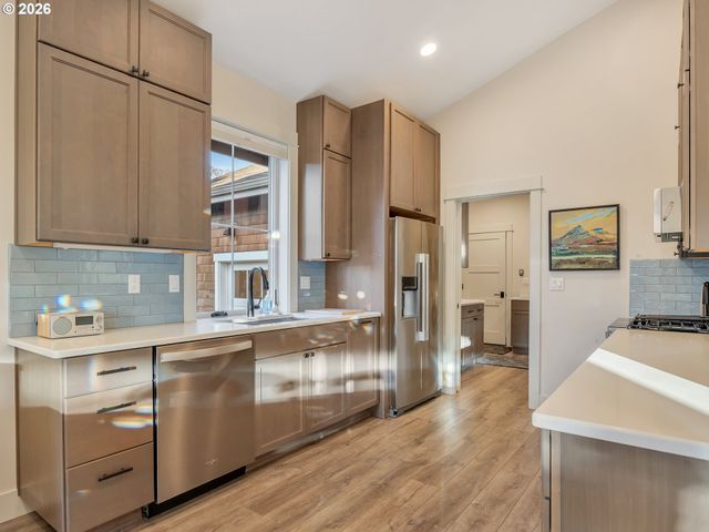 777 N MARION Ave, Gearhart, OR 97138