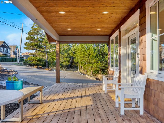 777 N MARION Ave, Gearhart, OR 97138