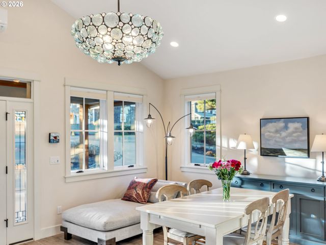 777 N MARION Ave, Gearhart, OR 97138