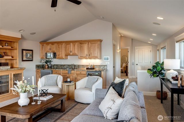 3312 Beach Drive SW, Seattle, WA 98116