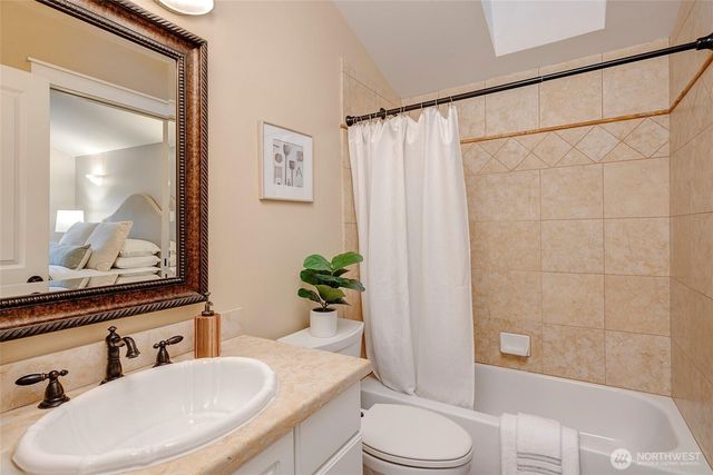 3312 Beach Drive SW, Seattle, WA 98116