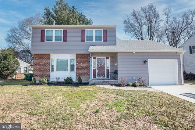 105 LAYTON DR, New Castle, DE 19720