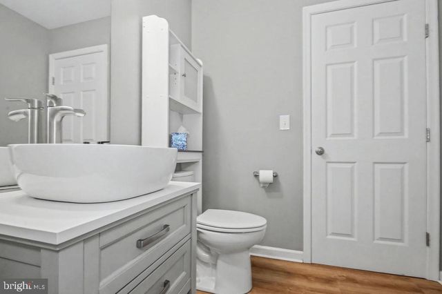 105 LAYTON DR, New Castle, DE 19720