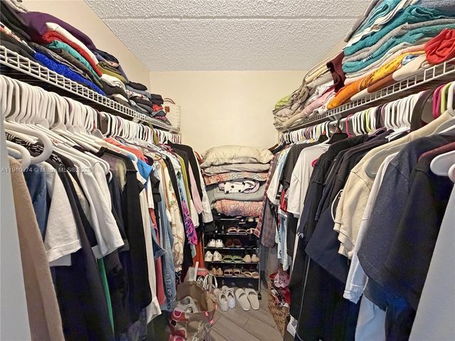 500 W Village Green Cir W 203, Palm Springs, FL 33461