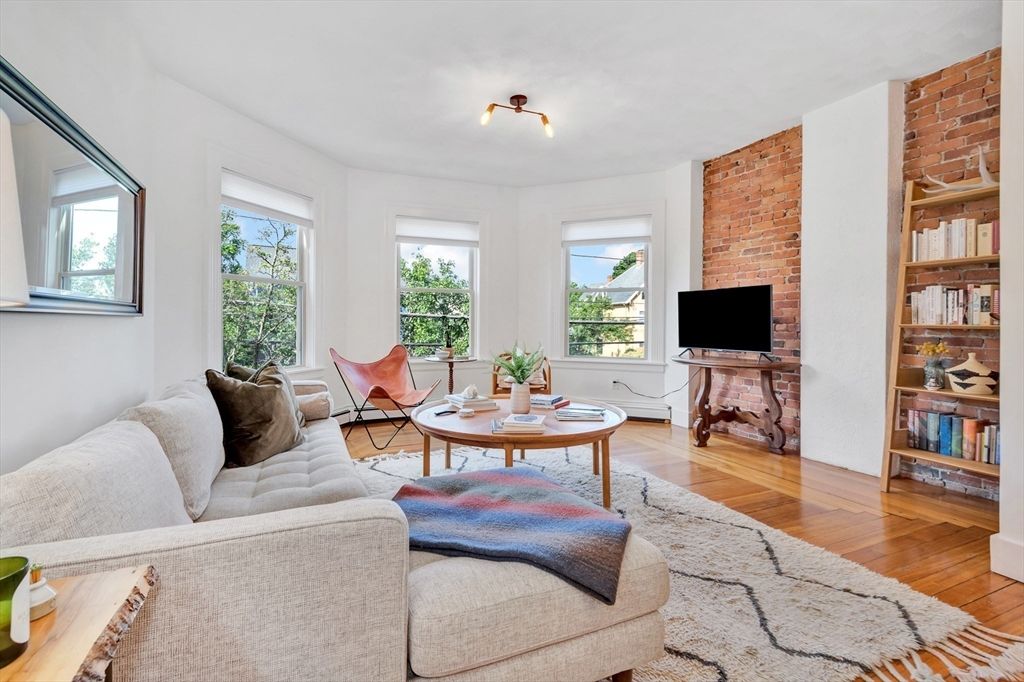90 Boston Avenue 3, Medford, MA 02155