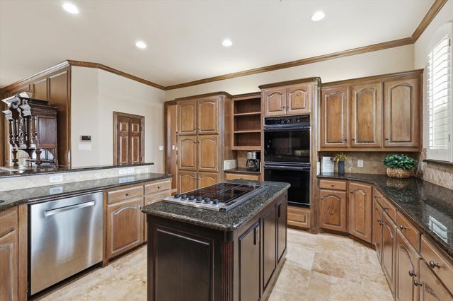 5110 Old Oak Lane, Colleyville, TX 76034