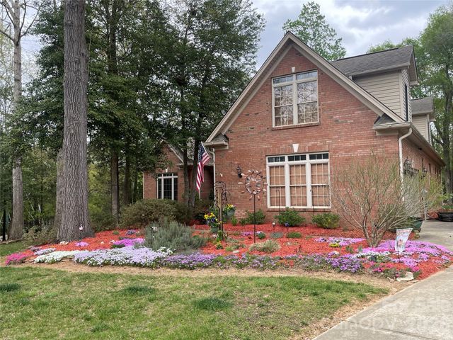 225 Highland Forest Drive, Clover, SC 29710