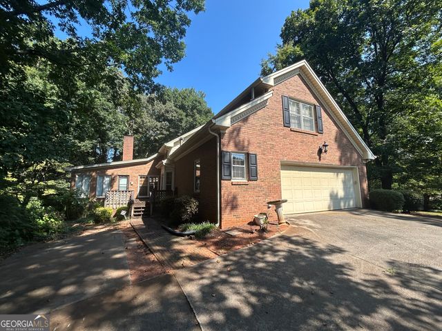 3571 Travelers Court, Snellville, GA 30039
