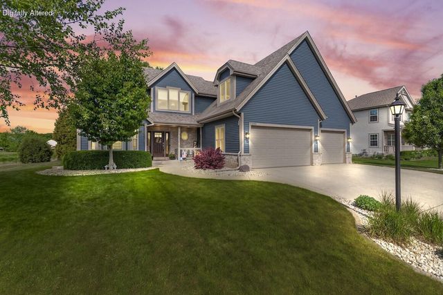 1370 Mamerow LANE E, Oconomowoc, WI 53066