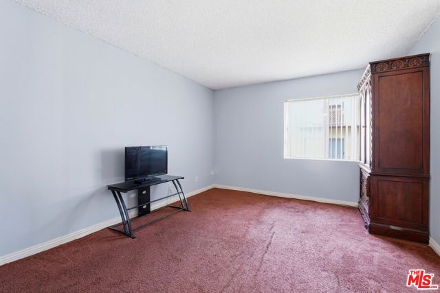 5460 White Oak Avenue G217, Encino (los Angeles), CA 91316