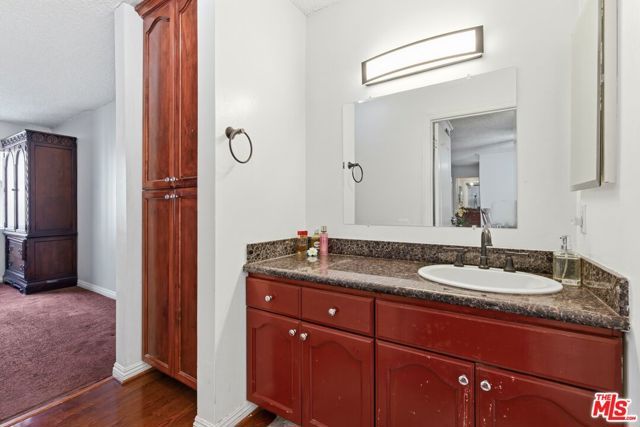 5460 White Oak Avenue G217, Encino (los Angeles), CA 91316