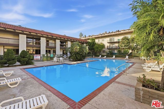 5460 White Oak Avenue G217, Encino (los Angeles), CA 91316