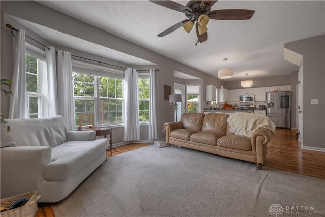 10075 Pebblestone Drive, Washington Twp, OH 45458