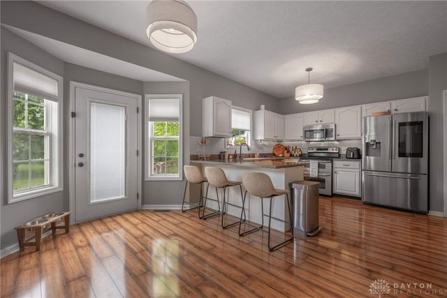 10075 Pebblestone Drive, Washington Twp, OH 45458