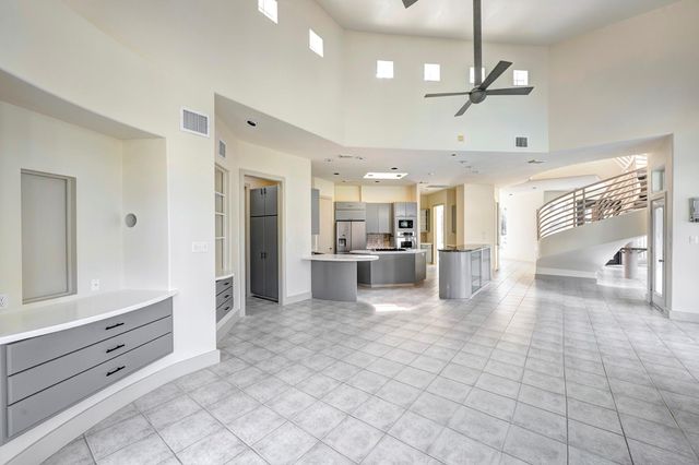 5304 Braeburn Drive, Bellaire, TX 77401