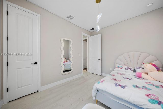 4642 W Pinehurst Trl W, Oakland Park, FL 33309