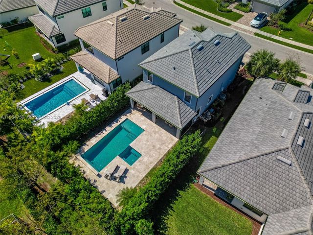 4642 W Pinehurst Trl W, Oakland Park, FL 33309