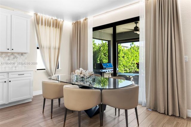 4642 W Pinehurst Trl W, Oakland Park, FL 33309