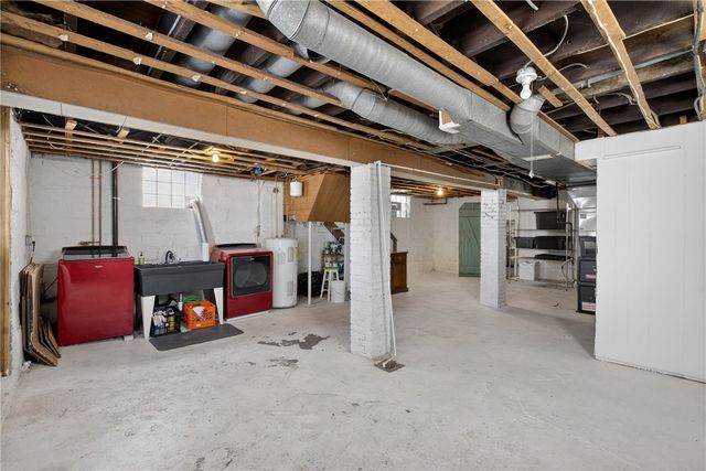 1224 Goe, Brighton Heights, PA 15212