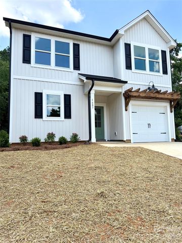 1022 Greenoak Drive, Lancaster, SC 29720