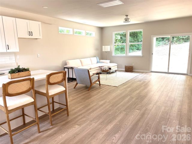 1022 Greenoak Drive, Lancaster, SC 29720