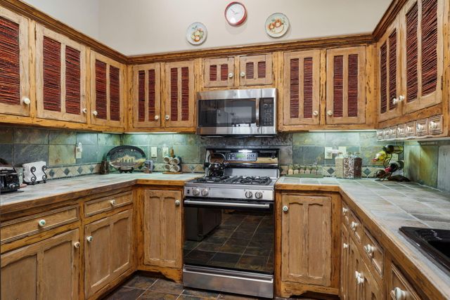 28 Sandia Lane, Placitas, NM 87043