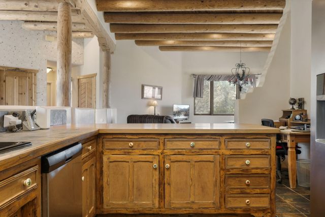 28 Sandia Lane, Placitas, NM 87043