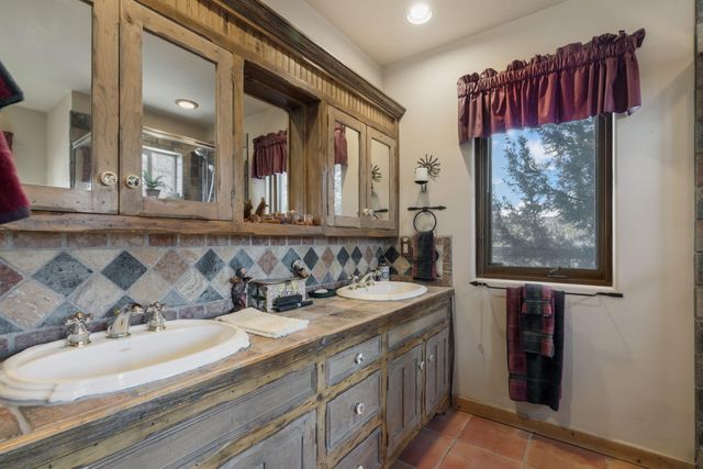 28 Sandia Lane, Placitas, NM 87043