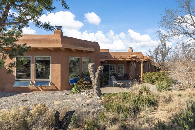 28 Sandia Lane, Placitas, NM 87043