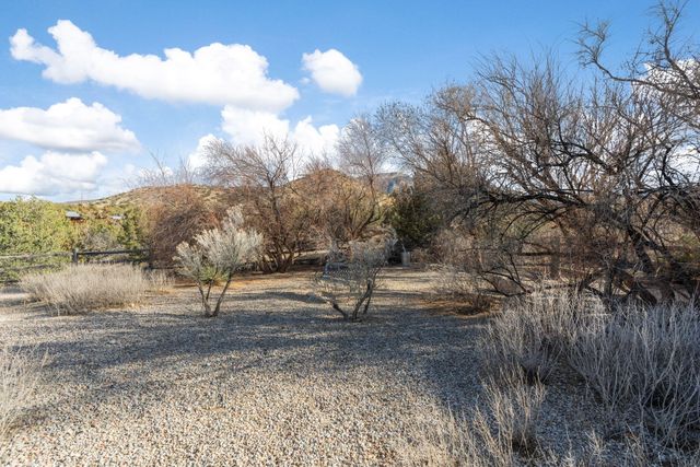 28 Sandia Lane, Placitas, NM 87043