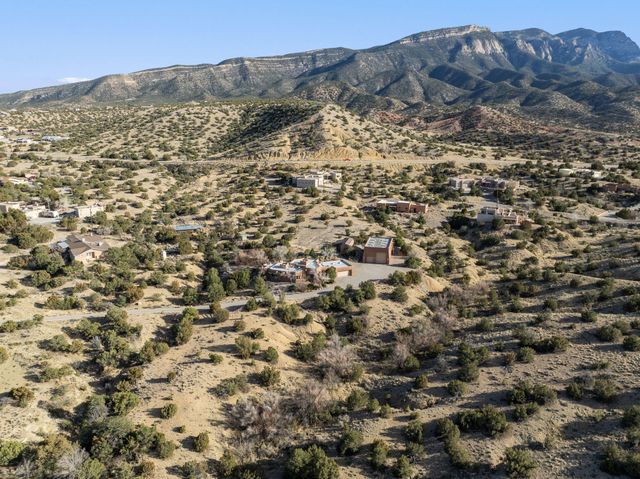 28 Sandia Lane, Placitas, NM 87043