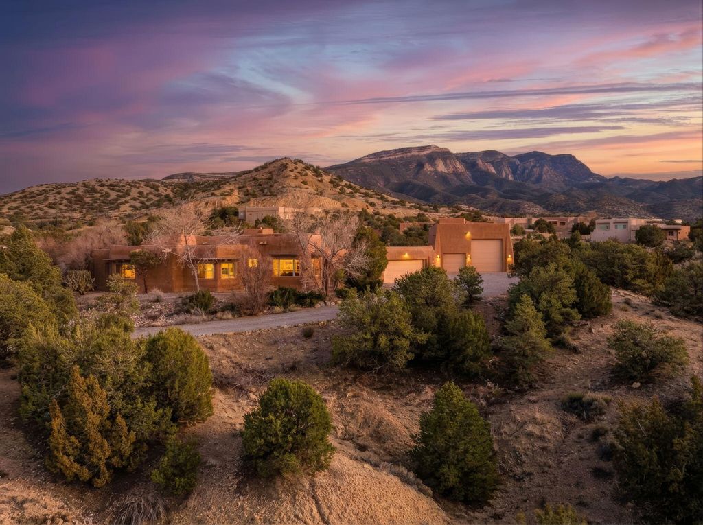 28 Sandia Lane, Placitas, NM 87043