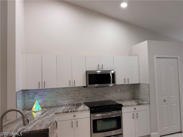 5332 Whitten DR 43, Naples, FL 34104