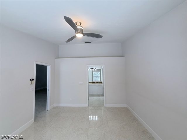 5332 Whitten DR 43, Naples, FL 34104