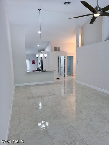 5332 Whitten DR 43, Naples, FL 34104