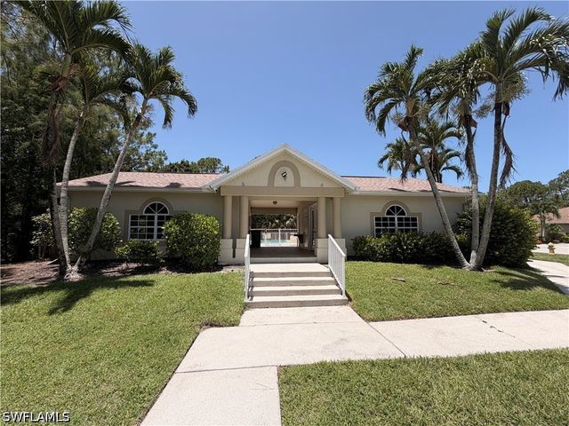 5332 Whitten DR 43, Naples, FL 34104