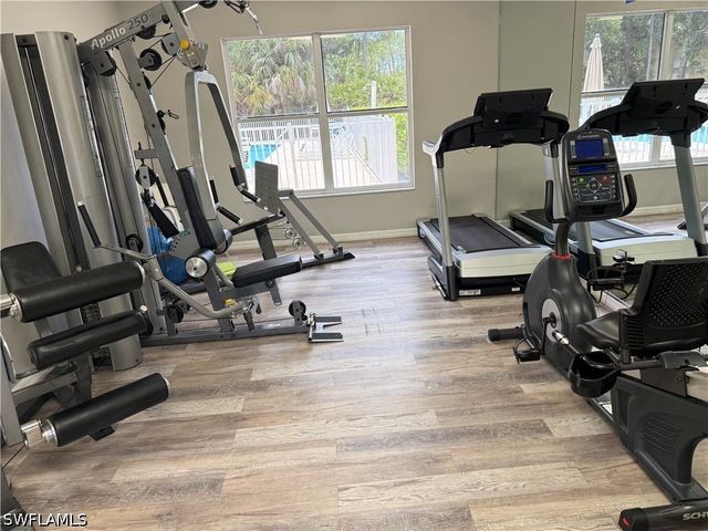 5332 Whitten DR 43, Naples, FL 34104