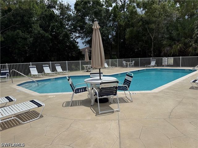 5332 Whitten DR 43, Naples, FL 34104