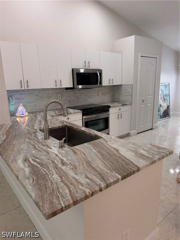 5332 Whitten DR 43, Naples, FL 34104