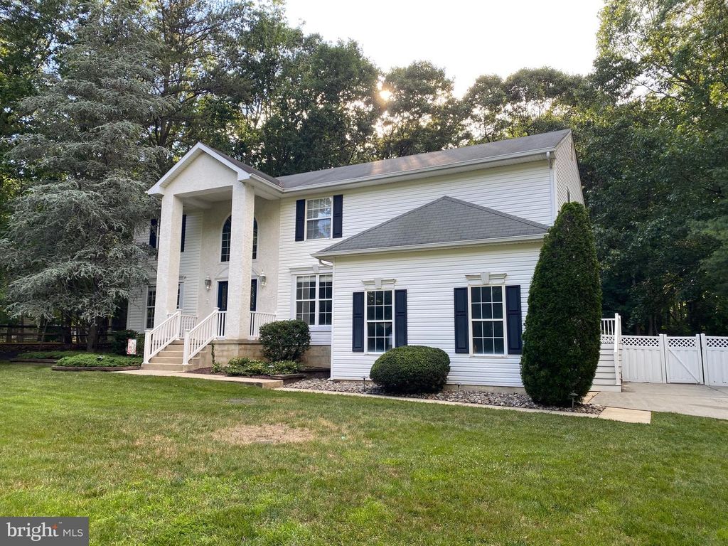37 JONES LN, Sicklerville, NJ 08081