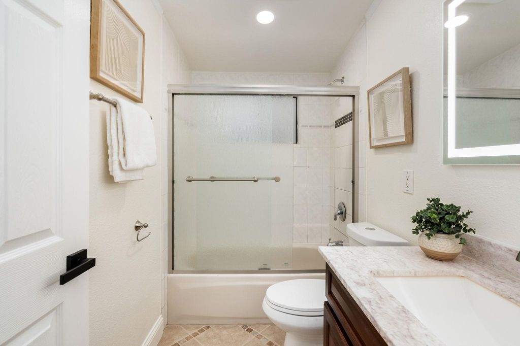 Image 16 of property listing at 40431 40431 Blanchard St, Fremont, CA 94538