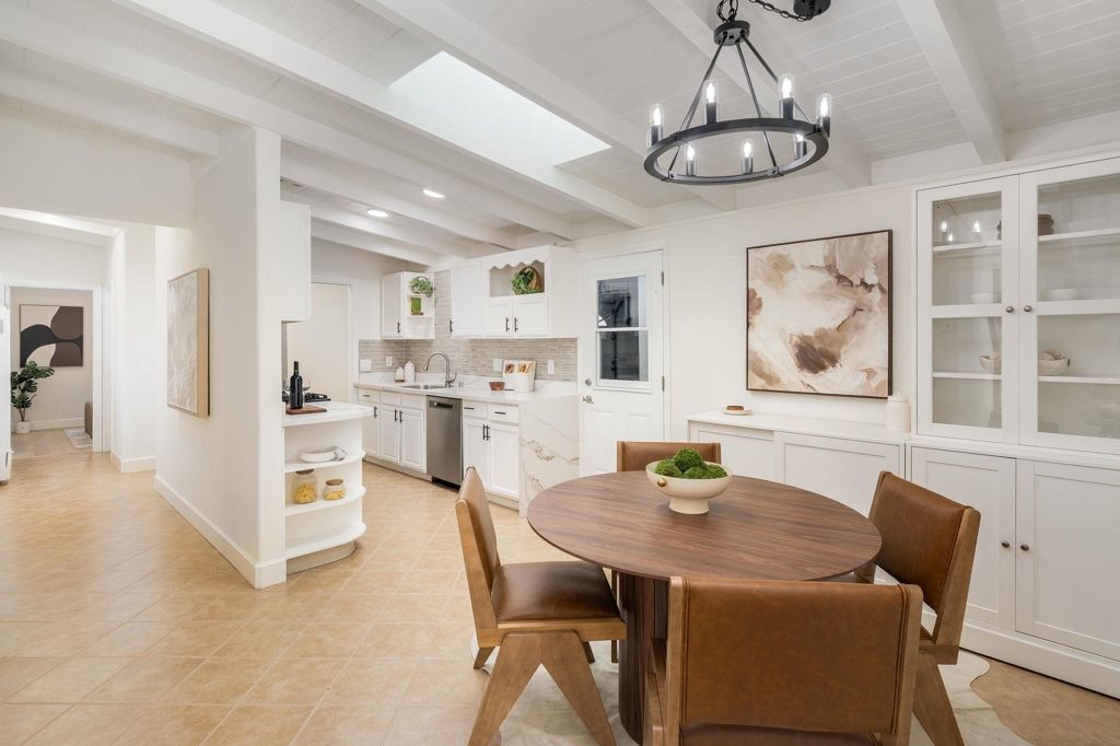 Image 7 of property listing at 40431 40431 Blanchard St, Fremont, CA 94538