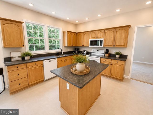 208 FORESAIL CV, Stafford, VA 22554