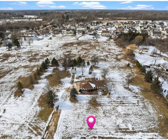 7476 Torrey Road, Mundy Township, MI 48473