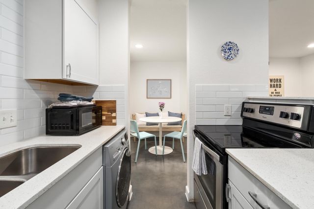 807 Blanco ST 204, Austin, TX 78703