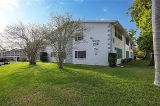 200 GLENNES LANE 114, Dunedin, FL 34698