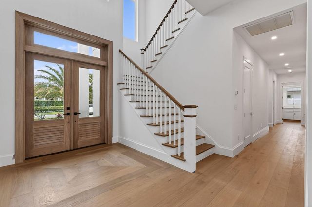 192 River Drive, Jupiter, FL 33469