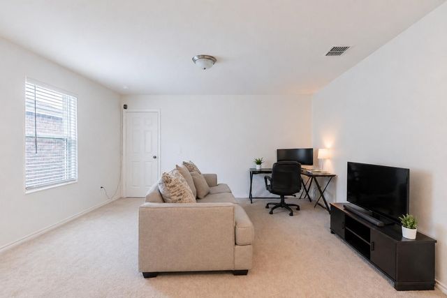 2063 Henrietta Drive, Forney, TX 75126